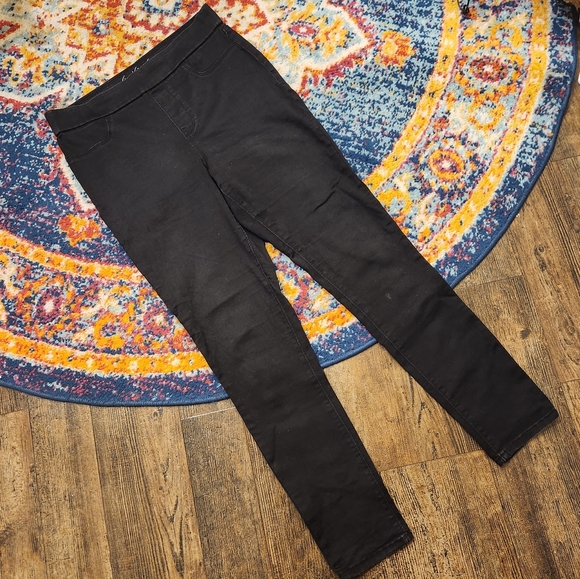 NWOT Gloria Vanderbilt 'All Around Slimming Effect' Black Jeggings Sz 8 - Picture 1 of 2